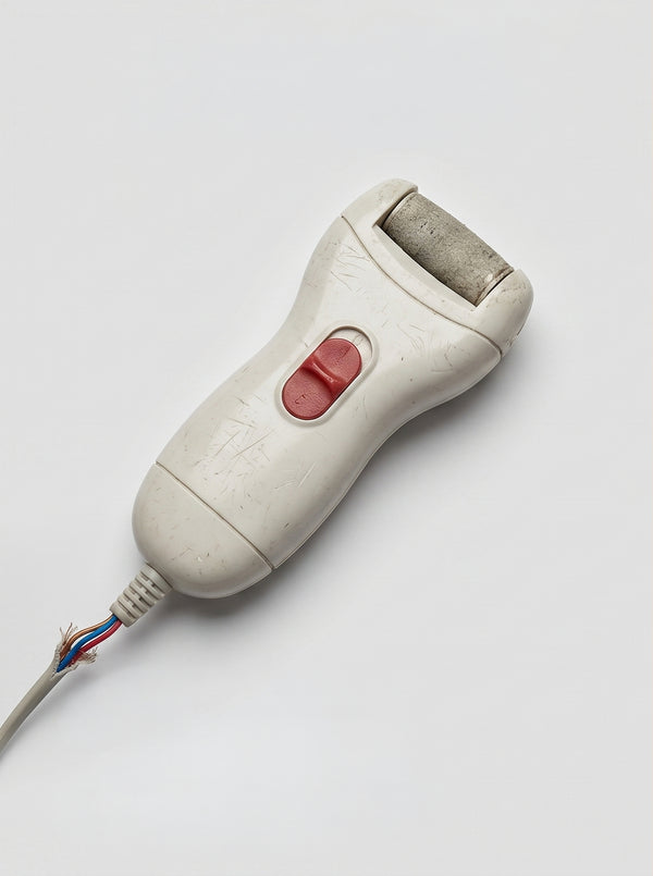 TYPICAL ‘CHEAP’ CALLUS REMOVER